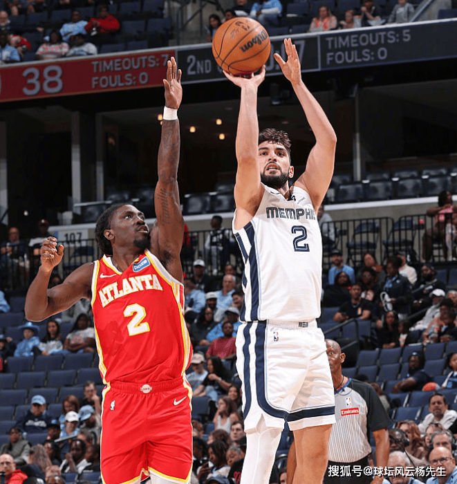 九游官网-NBA季后赛赛程吃紧，孟菲斯灰熊清晨刷新队史纪录，话题不断，数据趋势出现新变化的简单介绍